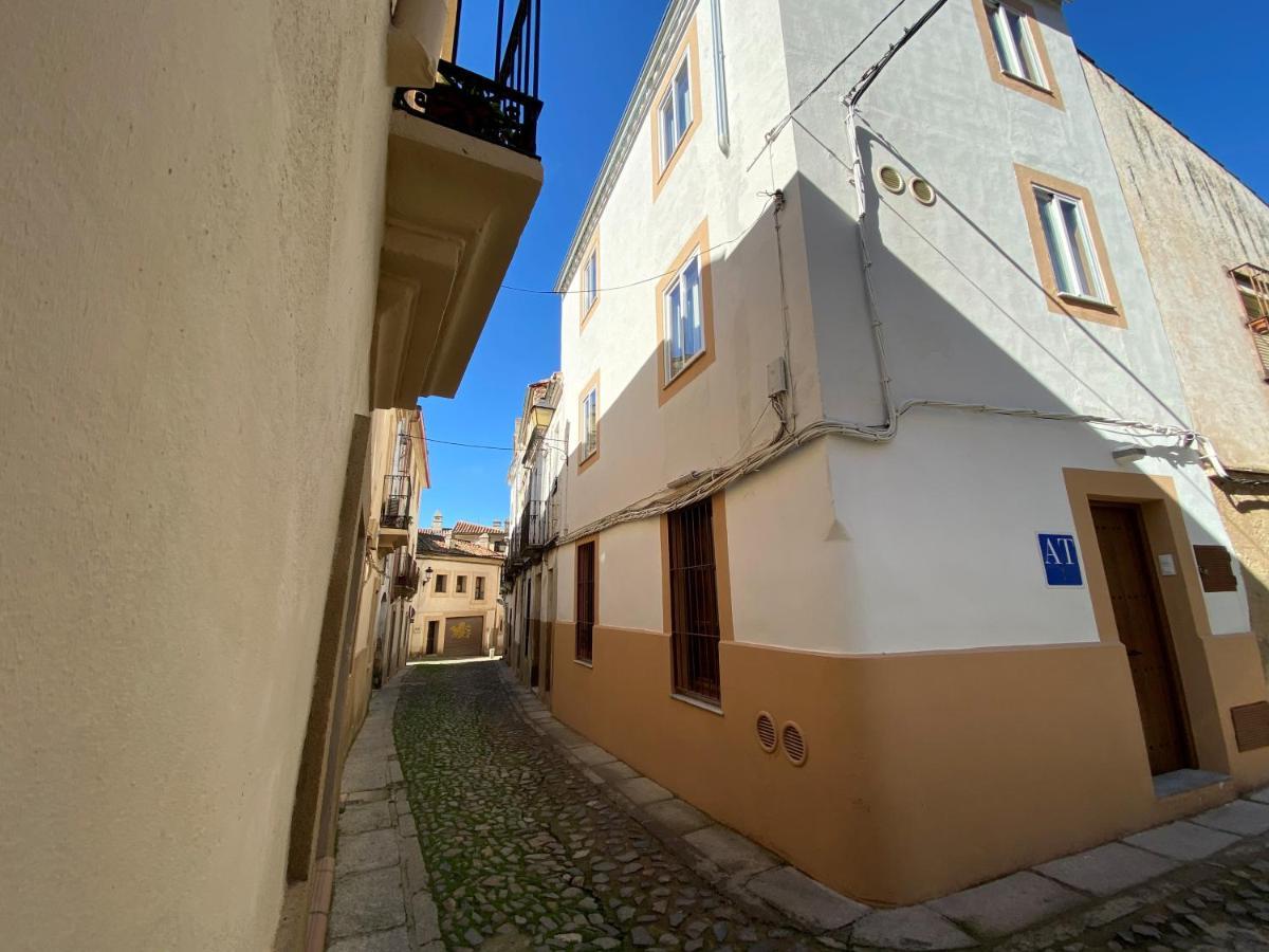 Apartamento Torre Del Aver Caceres Exterior photo