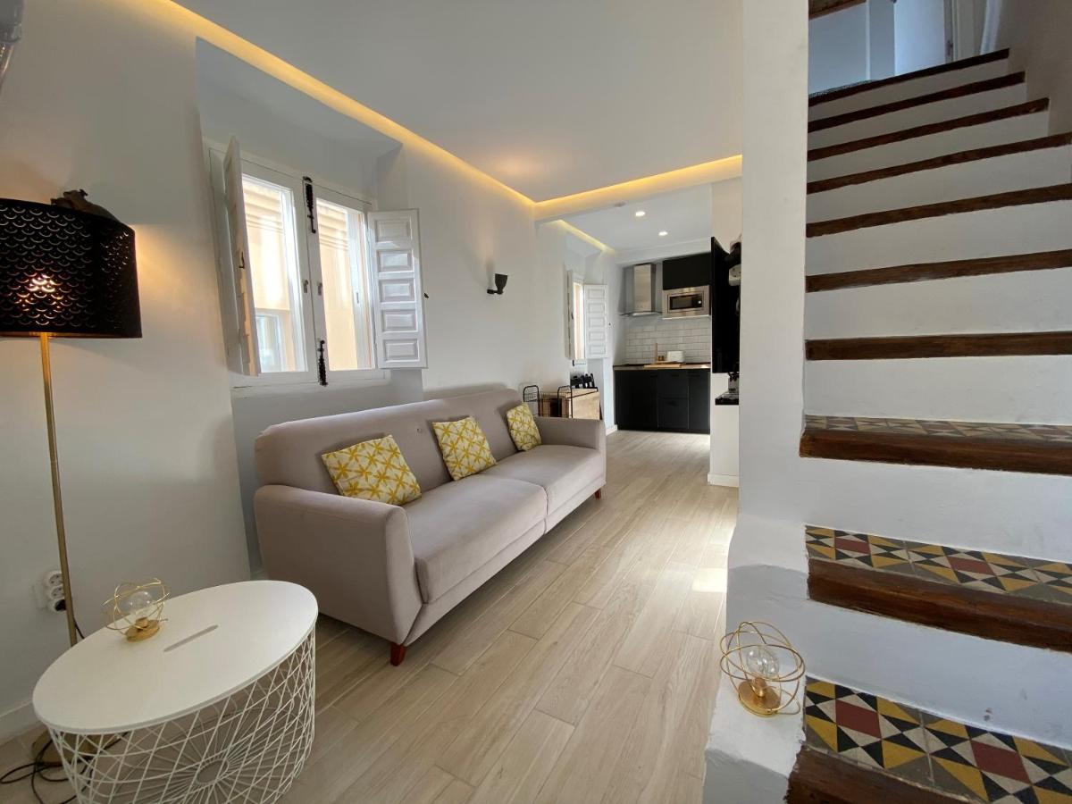 Apartamento Torre Del Aver Caceres Exterior photo